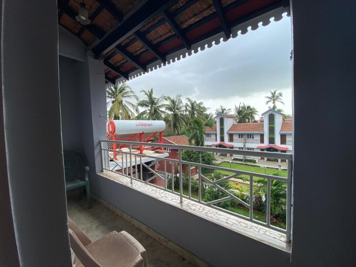 Peravel Beach Holiday Home Candolim Exterior photo