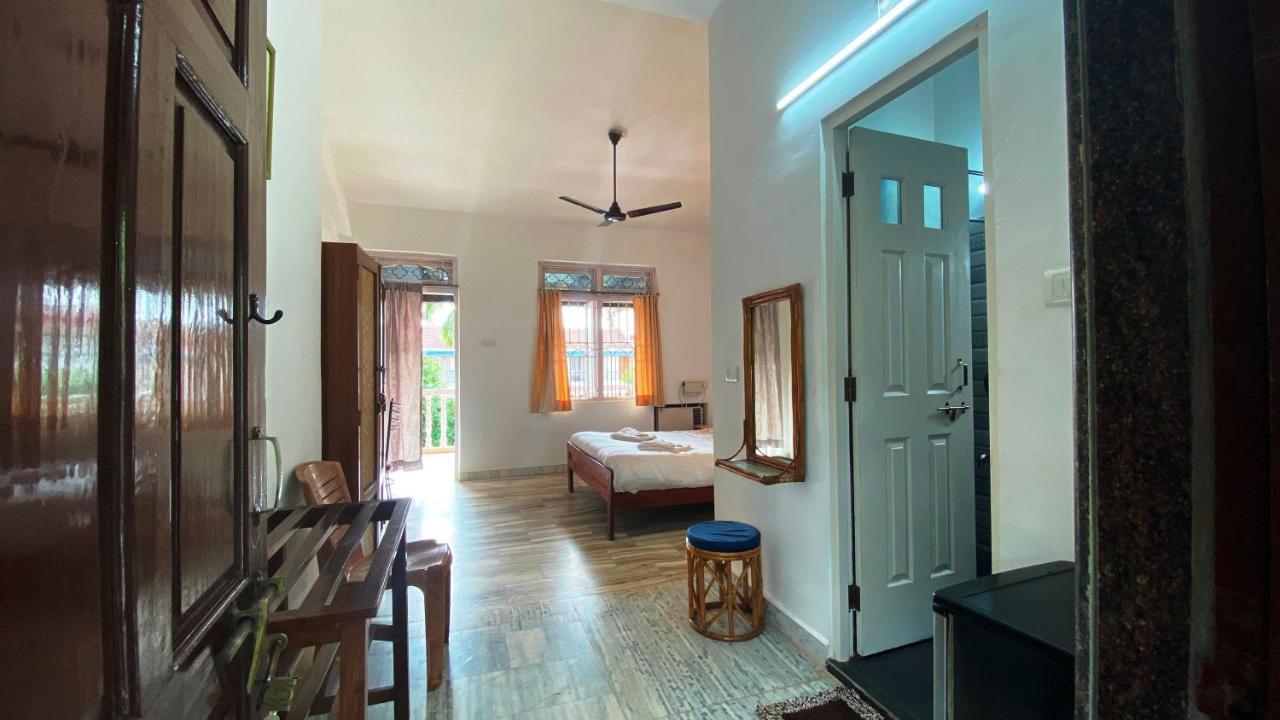 Peravel Beach Holiday Home Candolim Exterior photo