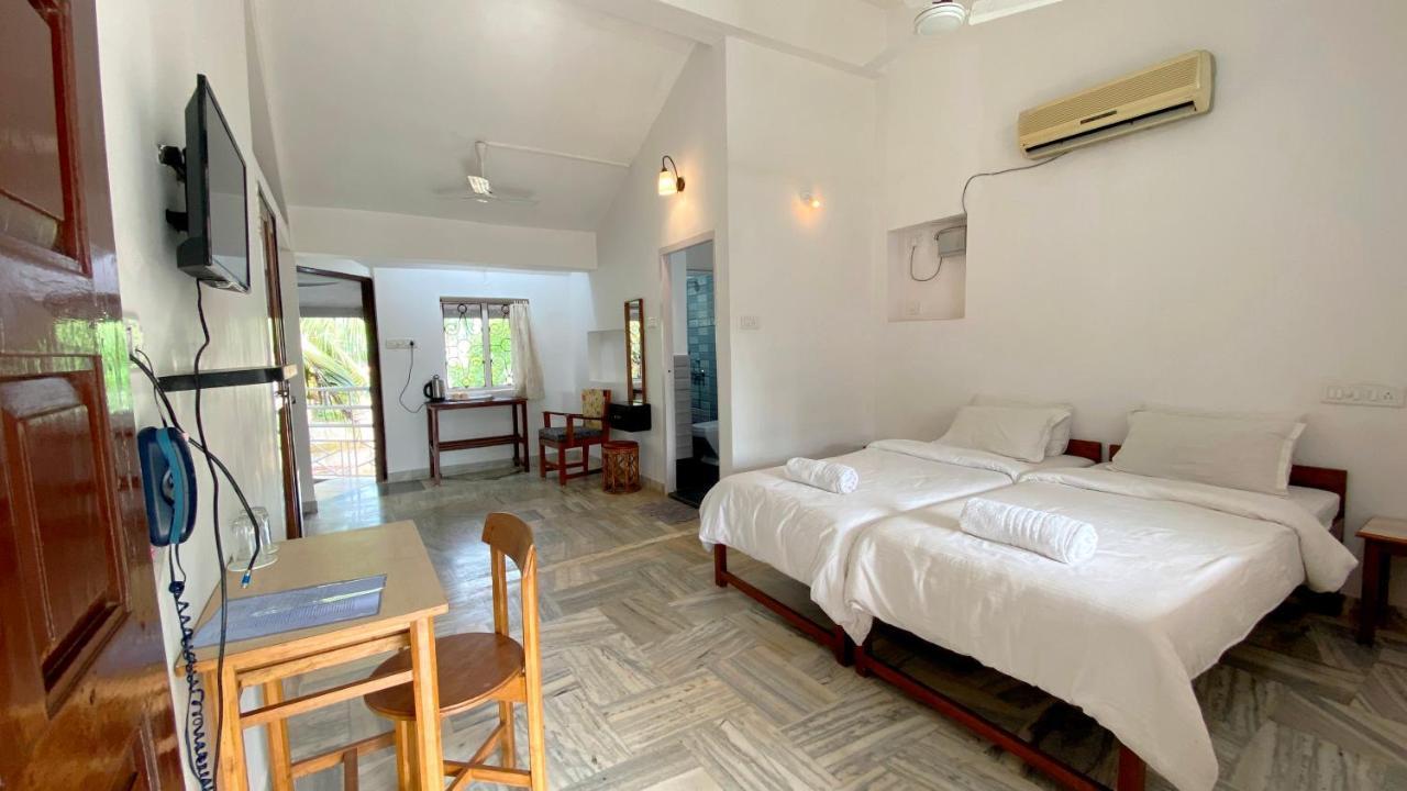 Peravel Beach Holiday Home Candolim Exterior photo