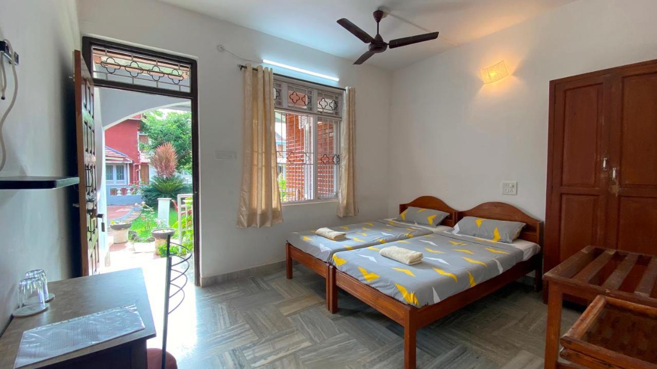 Peravel Beach Holiday Home Candolim Exterior photo