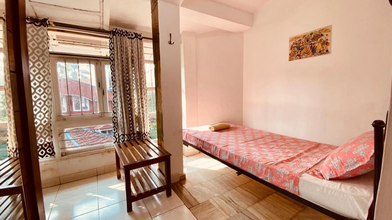 Peravel Beach Holiday Home Candolim Exterior photo